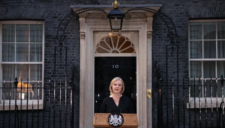 Лиз - КРАЯТ НА ЕДНА ЕПОХА: Британският премиер за кралицата: Тя беше скалата, върху която е изградена модерна Великобритания (ВИДЕО)