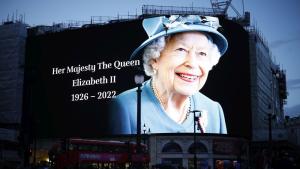 Погребението на кралицата на Великобритания Елизабет Втора която почина днес