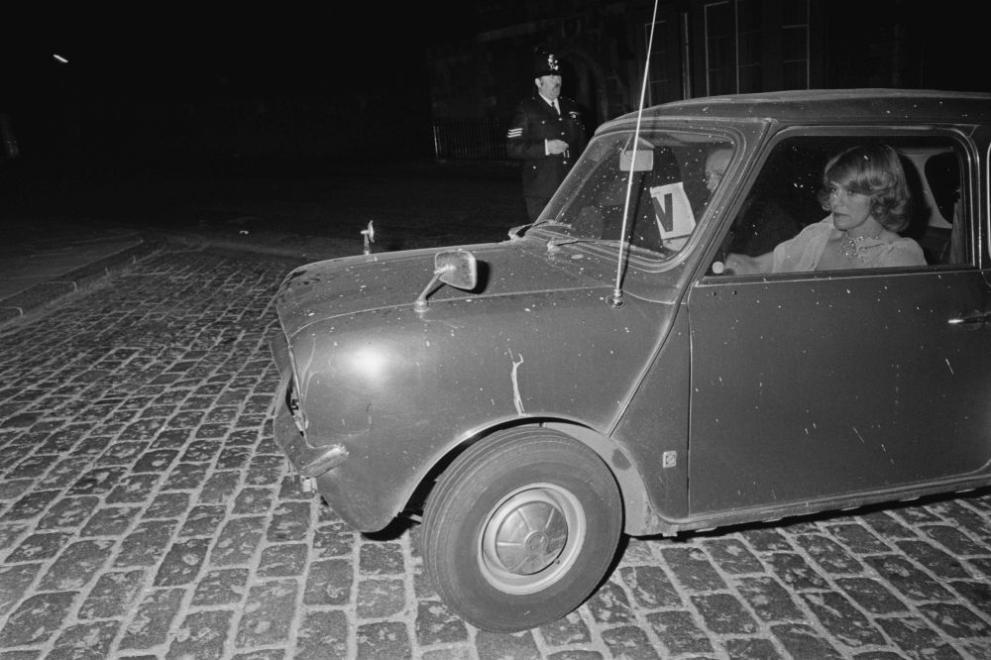  Камила Паркър 