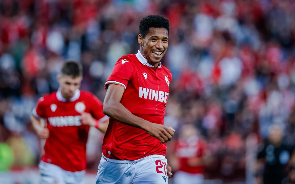 Нападателят на ЦСКА – Маурисио Гарсес, бе избран за Играч