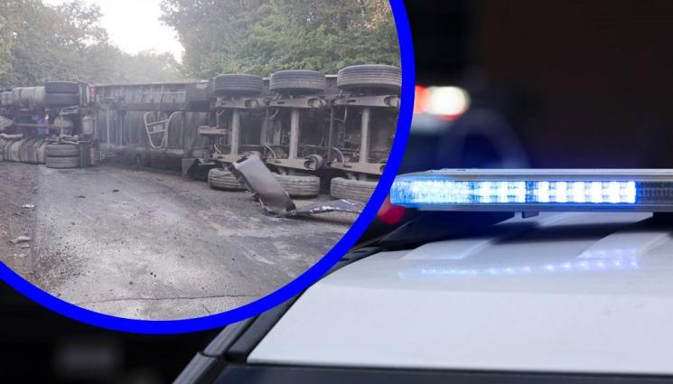 a - КОШМАР НА ПЪТЯ: Тир се обърна и блокира Ришкия проход, семки заляха платното за движение (СНИМКИ)