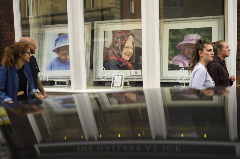 Шотландската полиция съобщи, че е извършила три ареста в Единбург.