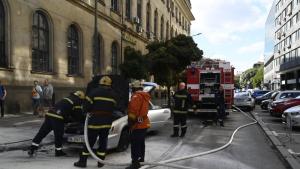 Автомобил с пловдивска регистрация горя в центъра на София Инцидентът