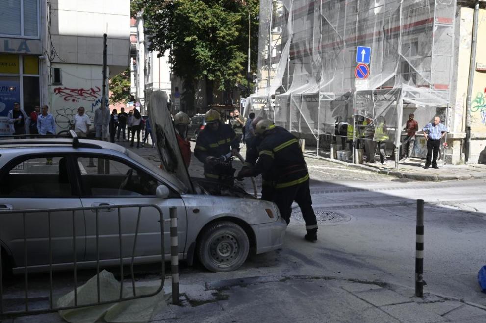  автомобил гори 