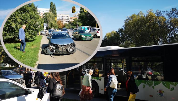 катастрофа Южен парк - КОШМАР В СОФИЯ: Кола се заби в движещ се автобус от градския транспорт (СНИМКИ)