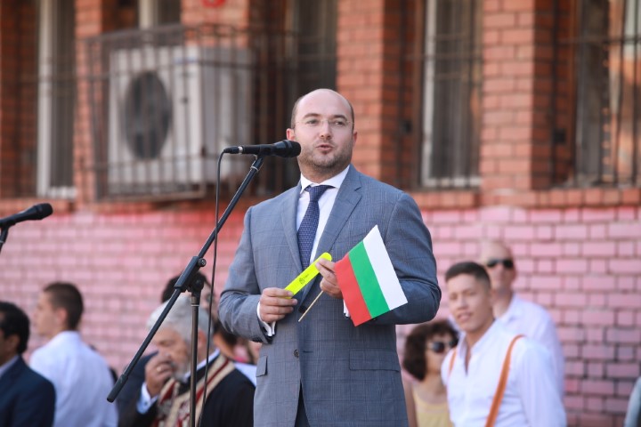 <p>Първи учебен ден в 119 СОУ</p>