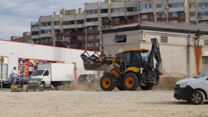 Общинското предприятие БКС започна изграждането на паркинг на терен от