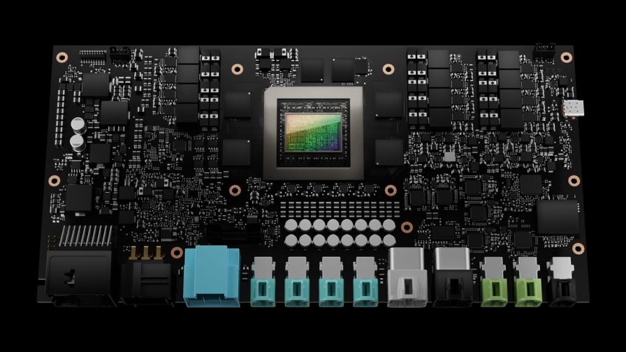 Nvidia показа свръхмощен процесор за автономни коли