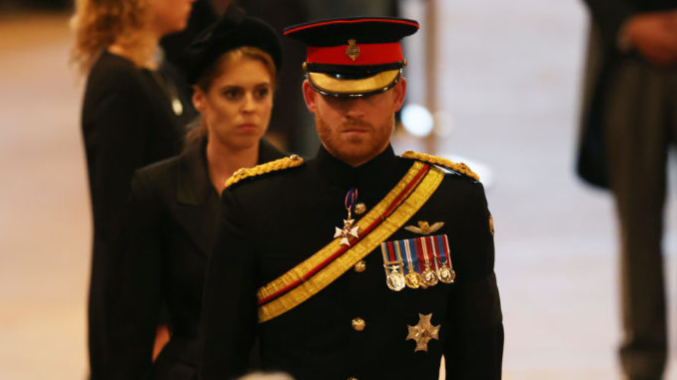 Униформите, носени от членовете на кралското семейство за погребението на