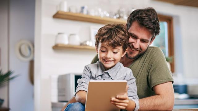 Не са за изпускане: 4-те мъжки зодии, които са перфектни бащи