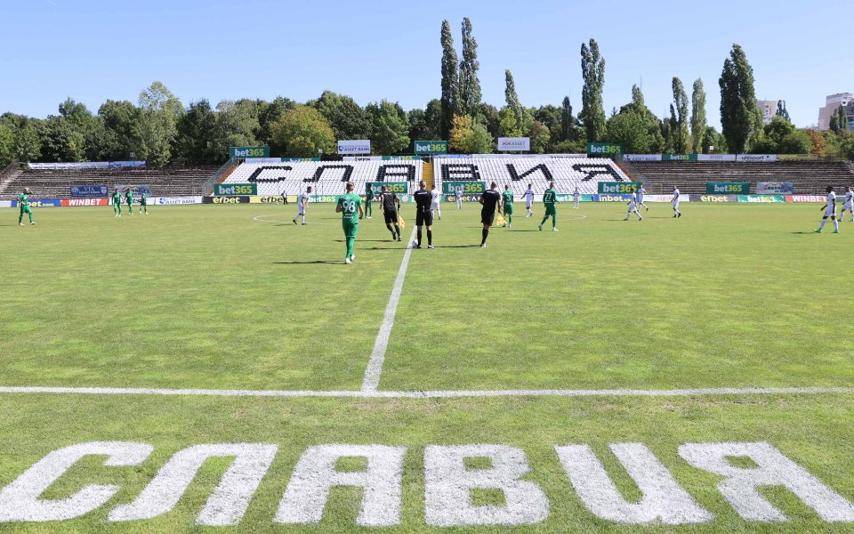 Славия - Хебър, контрола