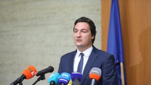 Според правосъдния министър Крум Зарков има сериозна заплаха България да