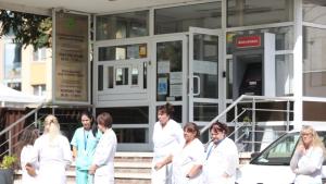 Служители на регионалните здравни инспекции излязоха на протест Георги ДимитровПротестът