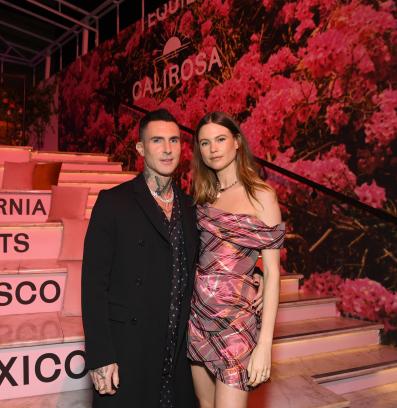 Adam Levine Behati Prinsloo