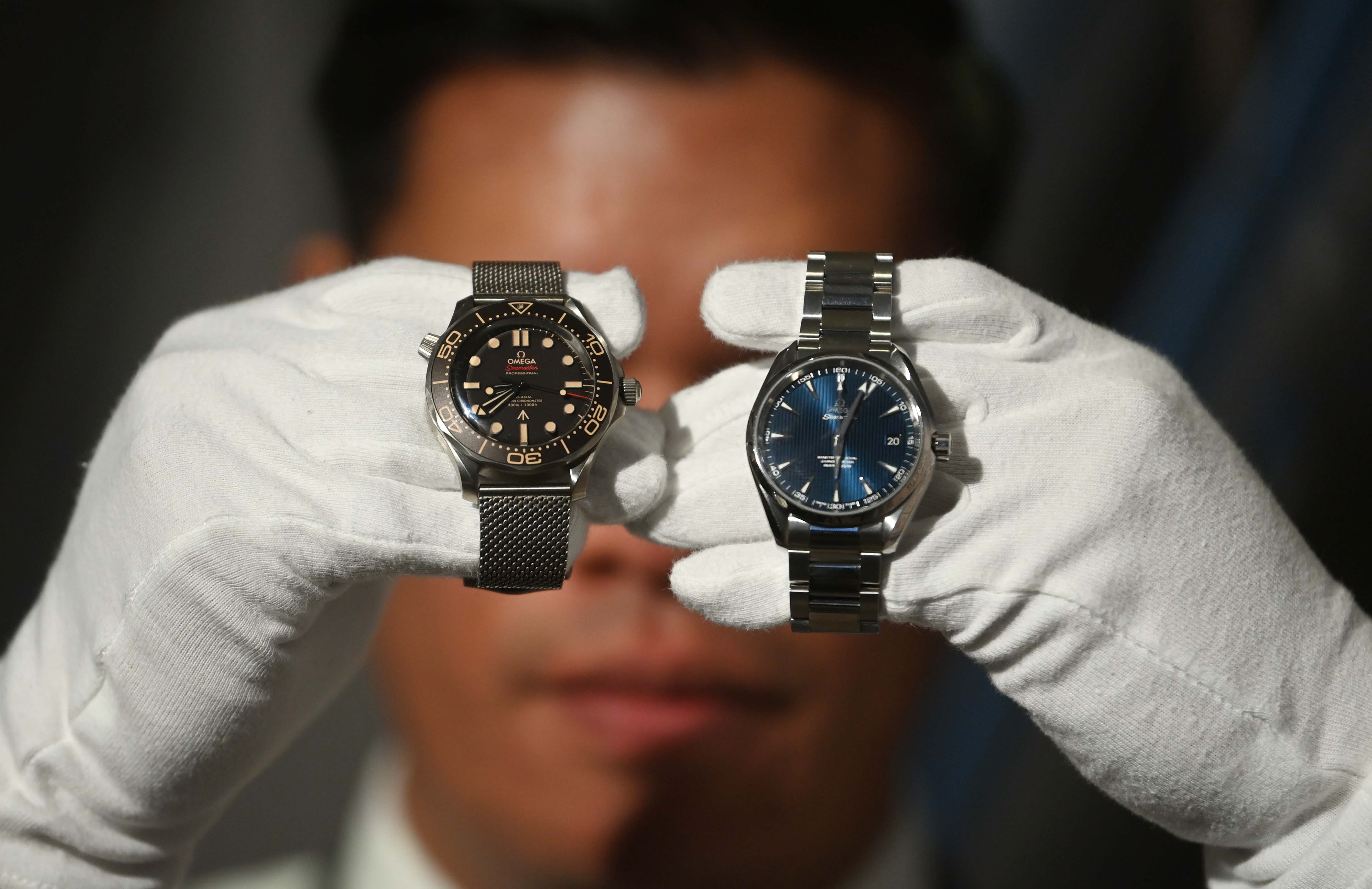 Джеймс Бонд