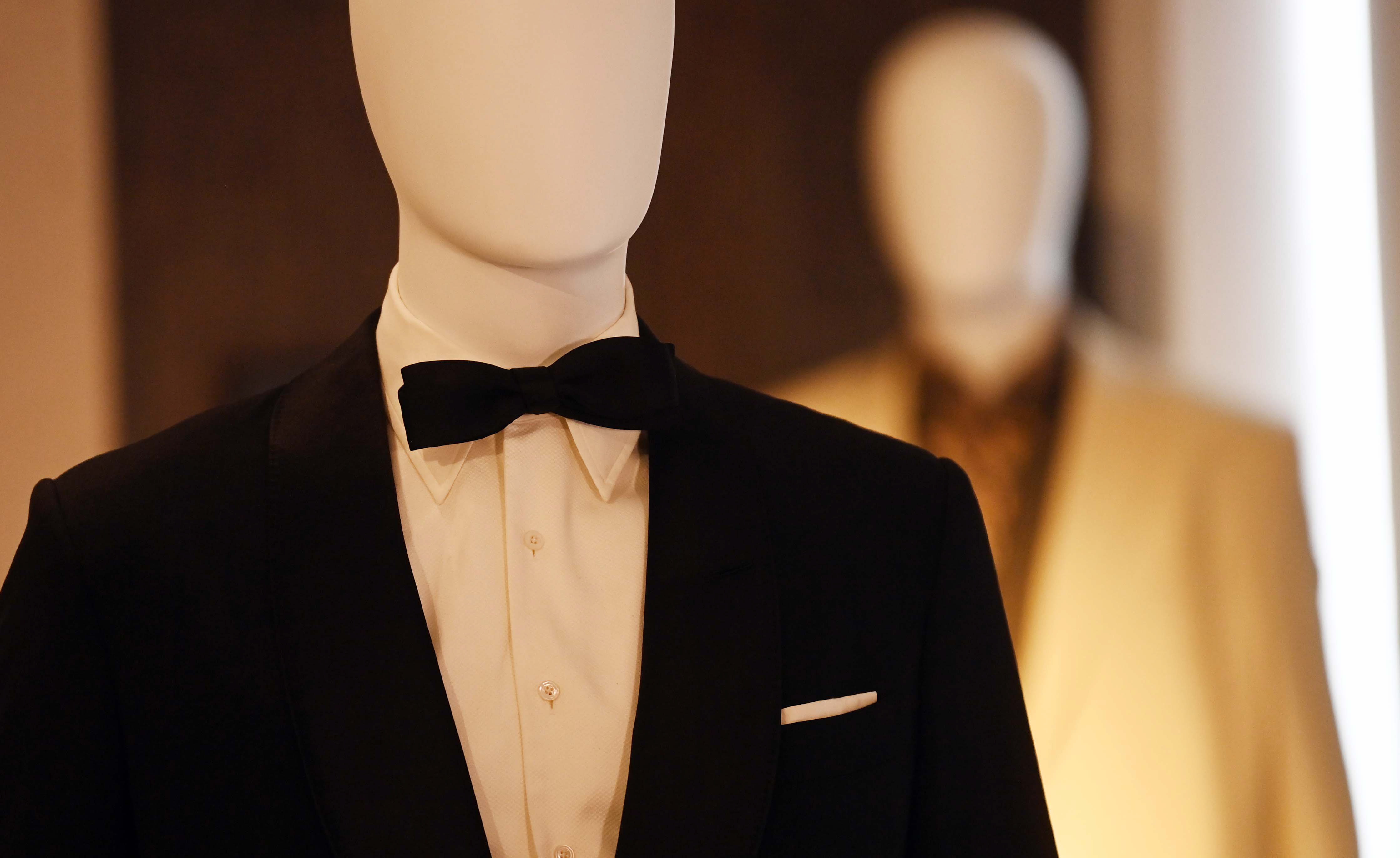 Джеймс Бонд