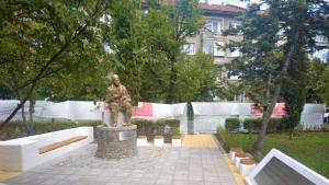 Официалното откриване на паметника на Александър Георгиев Коджакафалията ще се състои