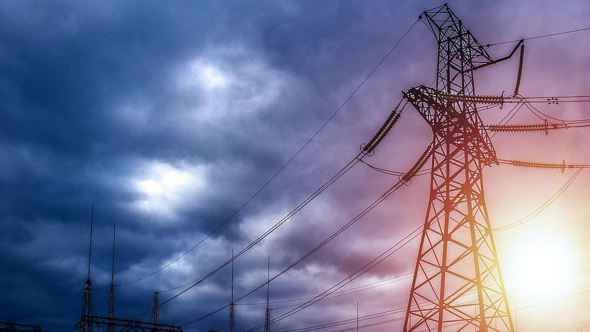 Израел обяви че спира да доставя електроенергия на Газа Пълният