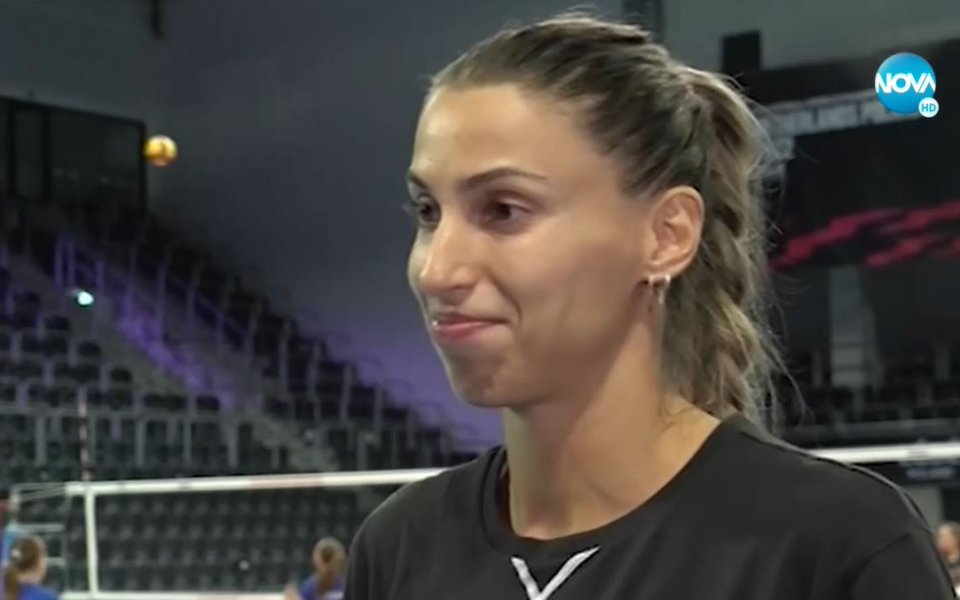 Българската волейболистка Елица Атанасийевич намекна за отказване от националния отбор.