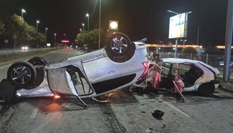 катастрофа Шумен - ПАК КАМИКАДЗЕ НА ПЪТЯ: Единият от шофьорите от мелето в Шумен бил друсан с амфетамин, взел книжка през май тази година