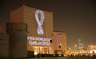 Международната футболна федерация ФИФА ще опита да помогне на работниците