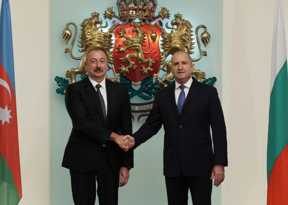 България, заедно с Румъния, Словакия и Унгария предлагат на Азербайджан