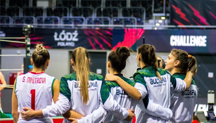 волейбол жени - Мичели определи състава за европейското, в него е и капитанката Паскова