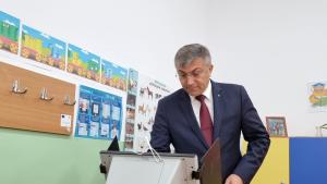 Председателят на ДПС Мустафа Карадайъ упражни правото си на глас