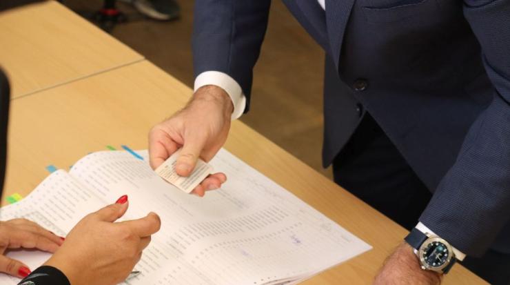 Избори 2022 година политици гласуване