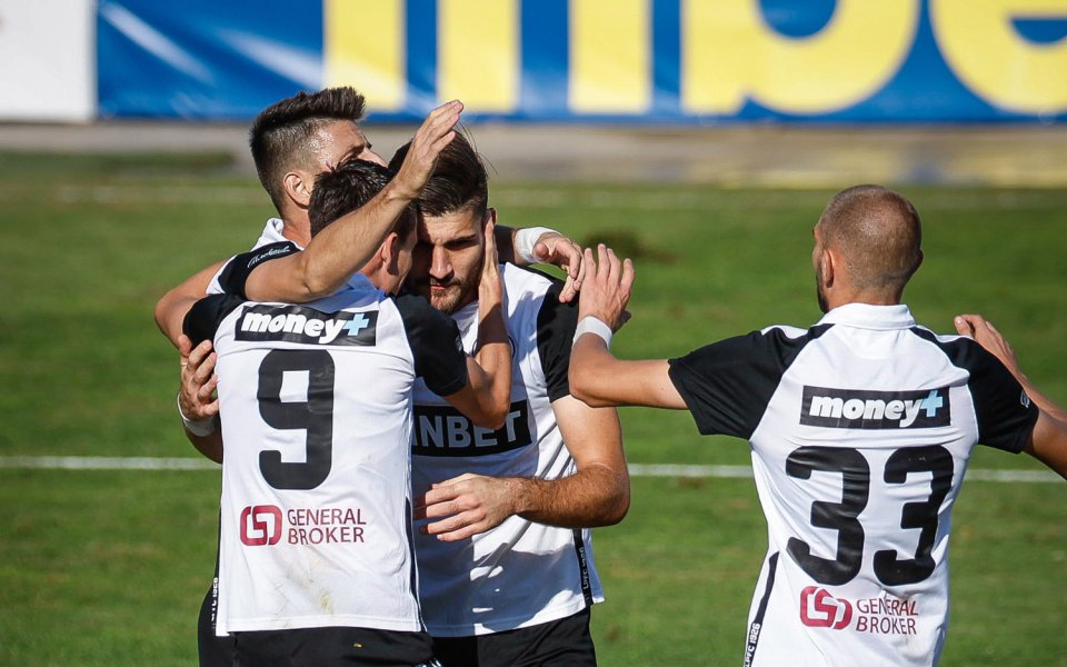 Отборите на Пирин и Локомотив Пловдив ще се изправят един