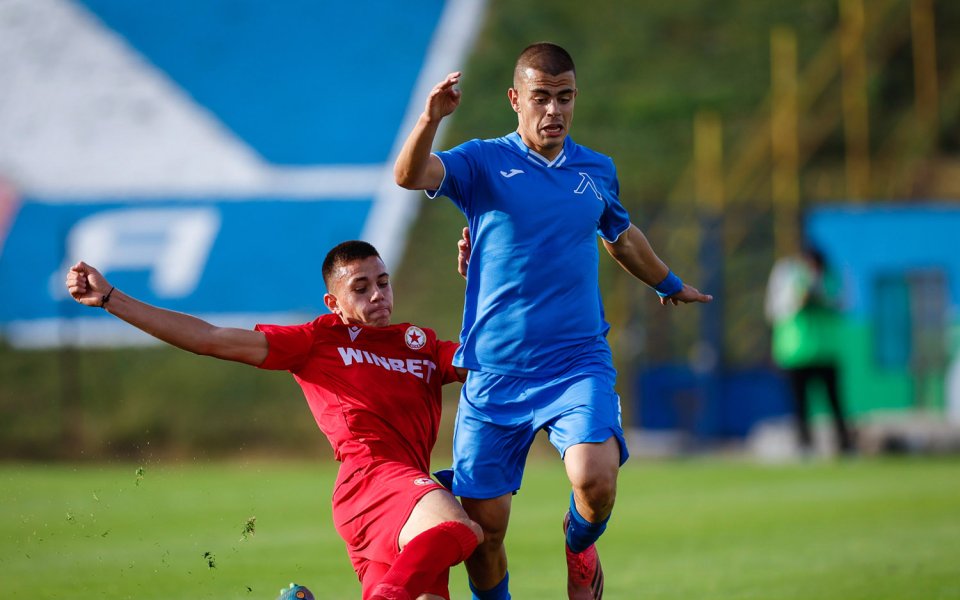 Левият защитник Атанас Килов напусна Левски, за да се присъедни