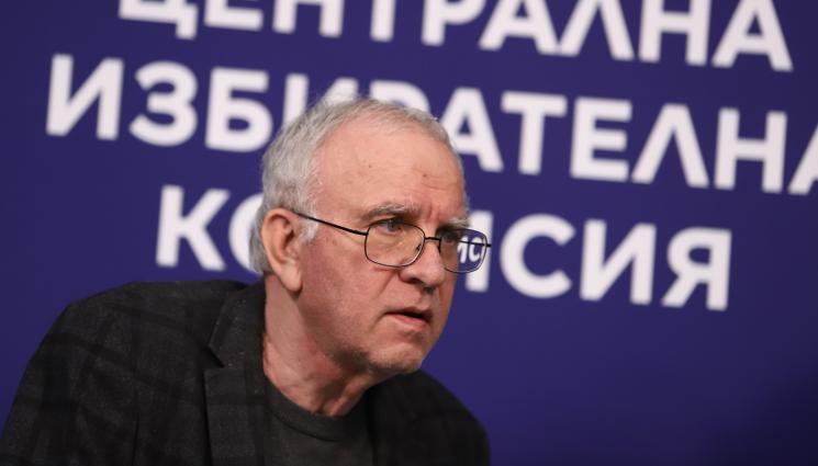 Томов ЦИК - ПРЕДИ ИЗБОРИТЕ: Цветозар Томов аут от ЦИК