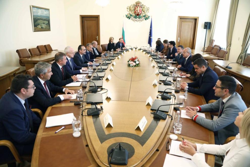  Донев работодатели 