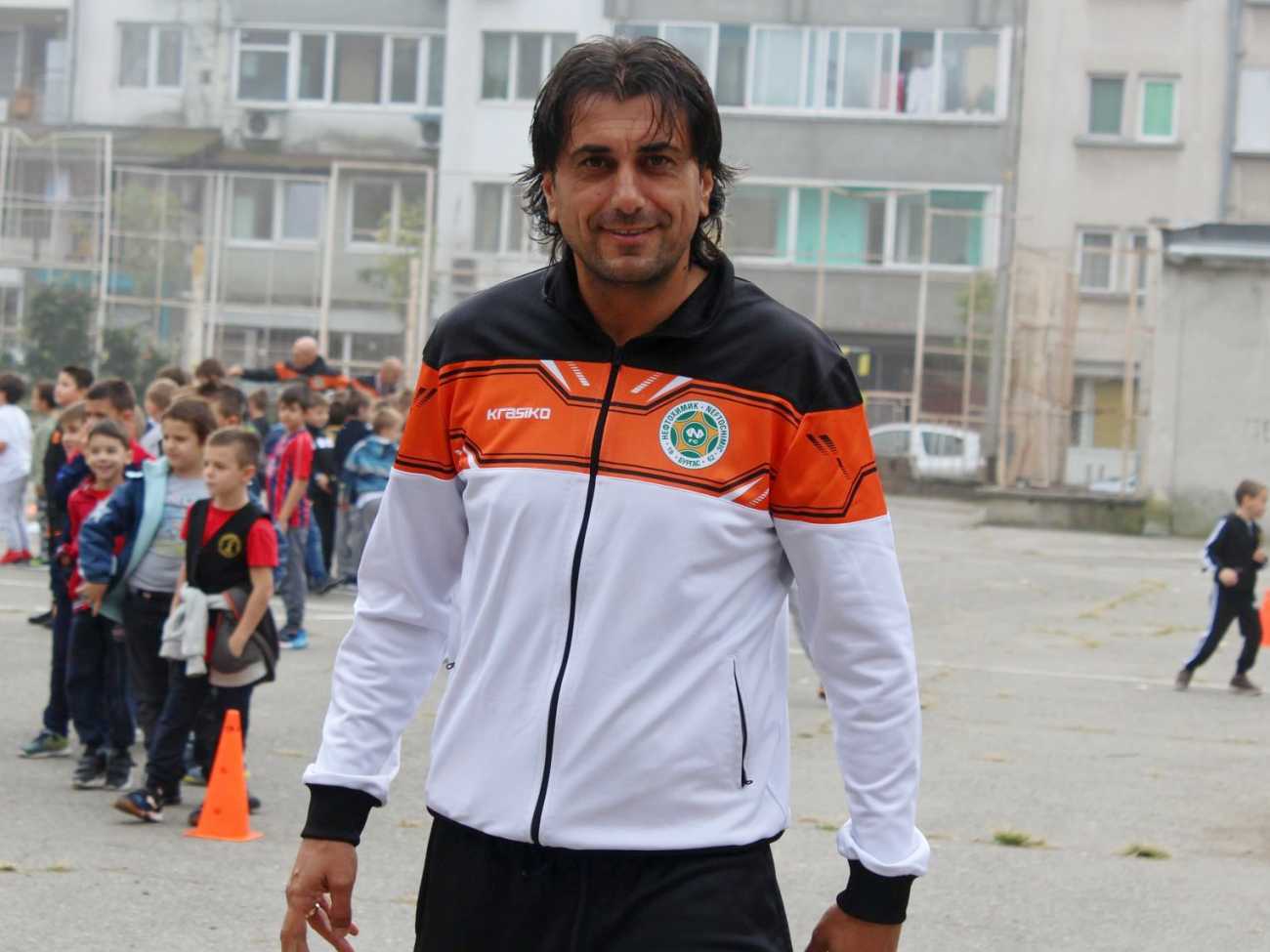 Костадин Джамбазов