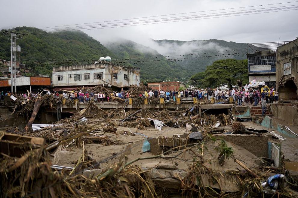 Свлачища и наводнения във Венецуела