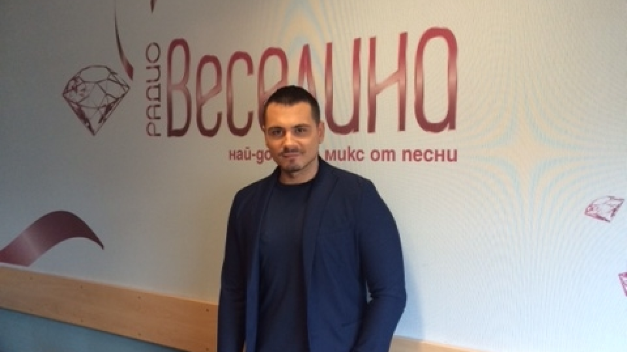 Боян Биелич гостува на радио Веселина