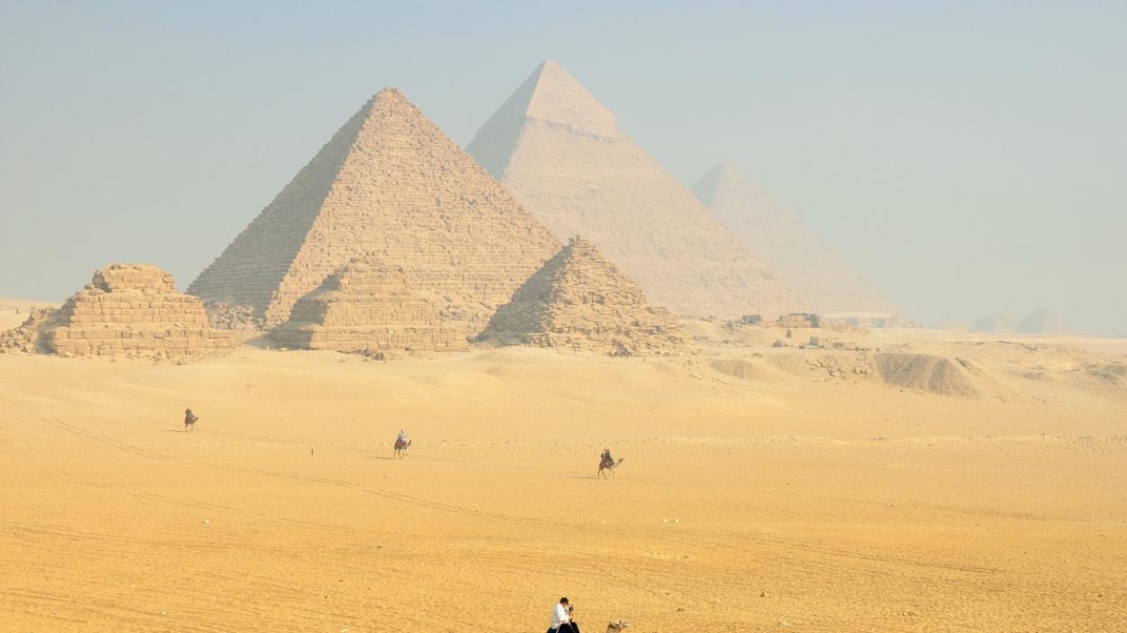 Египет привлича туристи с нови находки