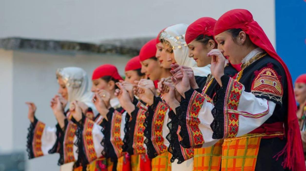 Родопският драматичен театър в Смолян организира коледен концерт
