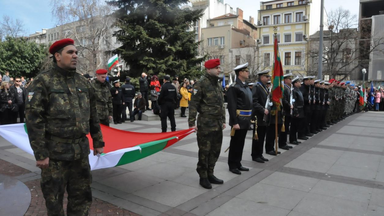 Бургас отбелязва 143 години от Освобождението си