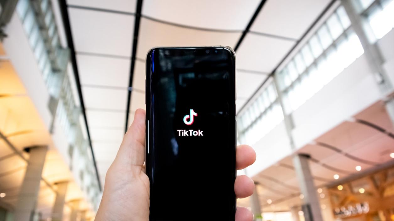 TikTok е под прицел заради злоупотреба с лични данни