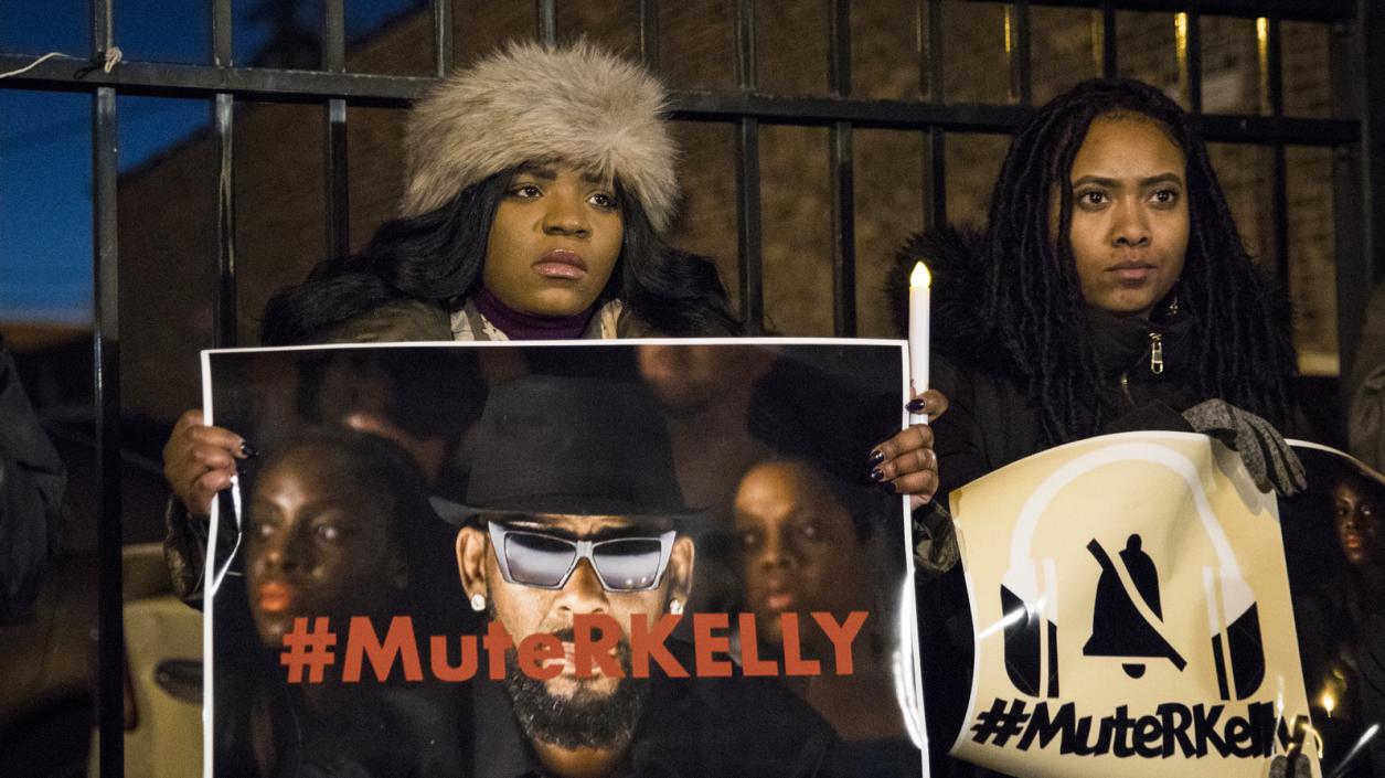 R. Kelly може да получи доживотна присъда 
