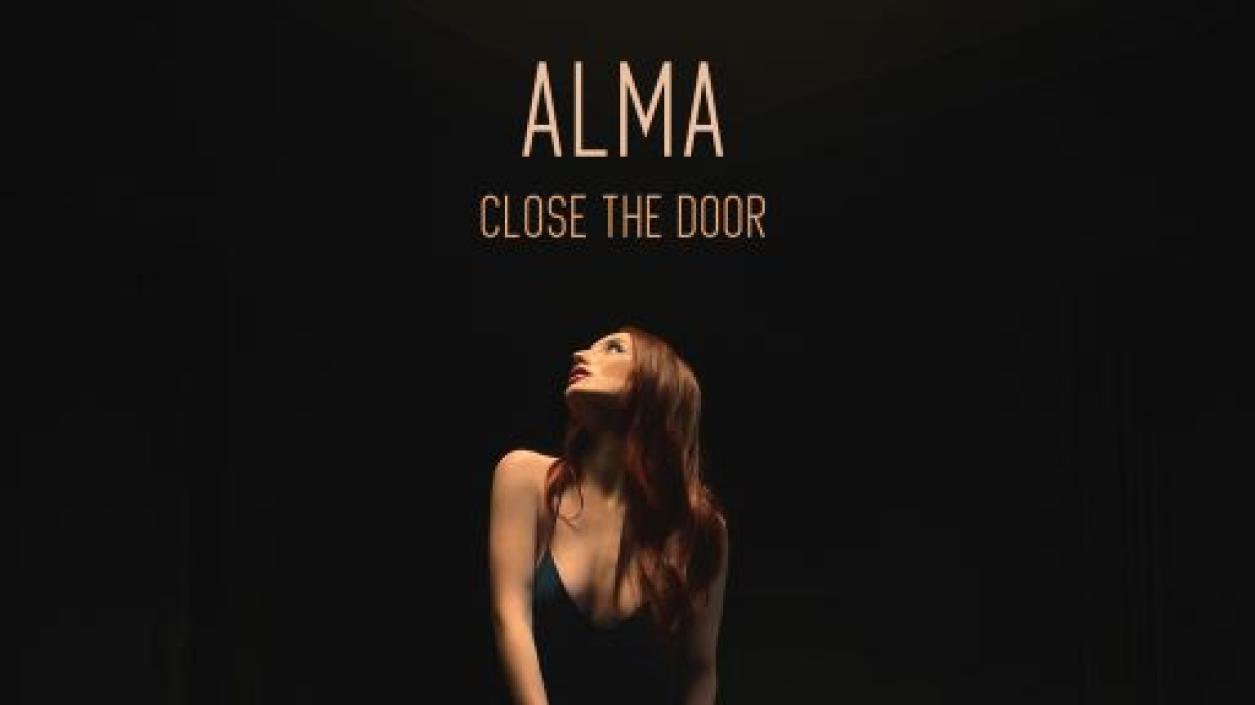 Alma с нова песен - Close The Door”