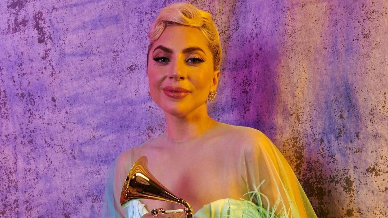 Лейди Гага се включва с песен в „Топ Гън: Маверик