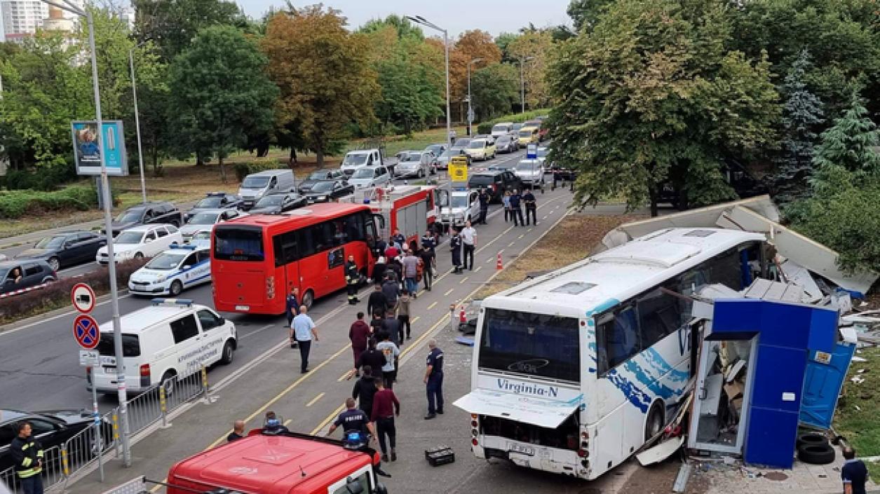 Петима души са задържани след инцидента в Бургас