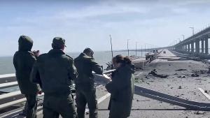 Кой е взривил Кримския мост  ще научим може би след