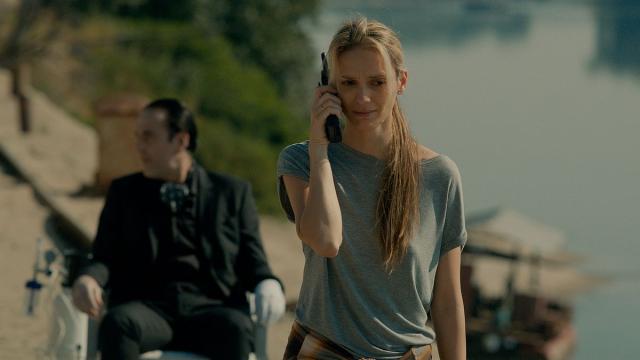 Напрежението се покачва в „С река на сърцето“