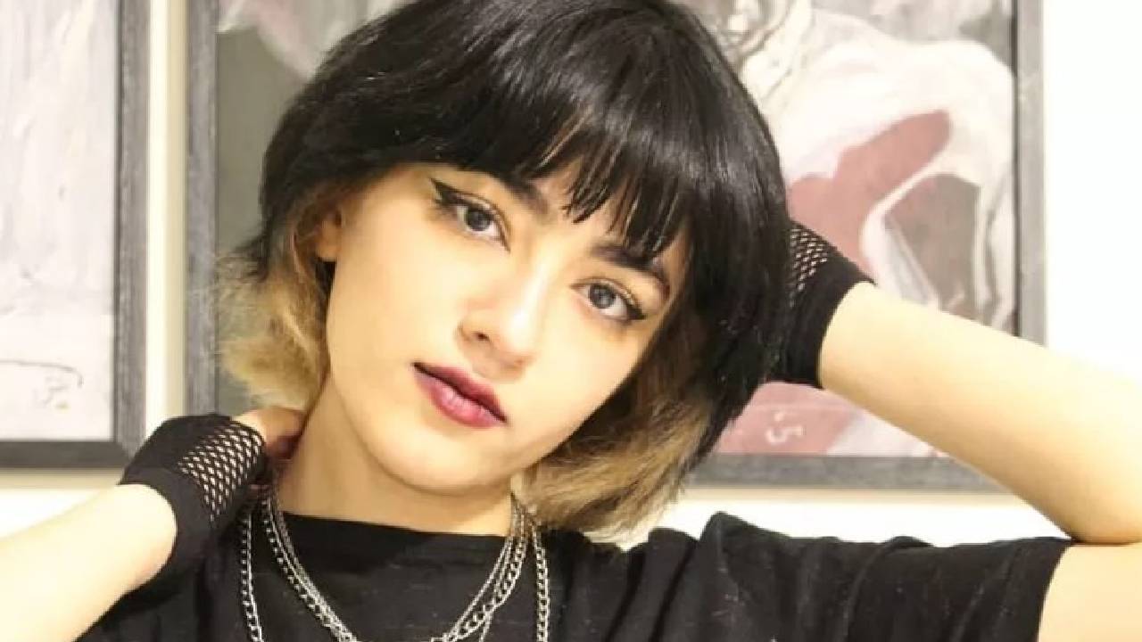 Иранска тийнейджърка