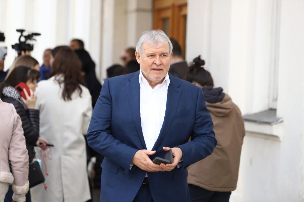 Десети ноември не постави началото на демокрацията, но трябва да