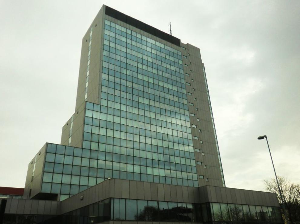 Организацията Чика“ (Qika“ – Момиче“) проведе акция пред сградата на