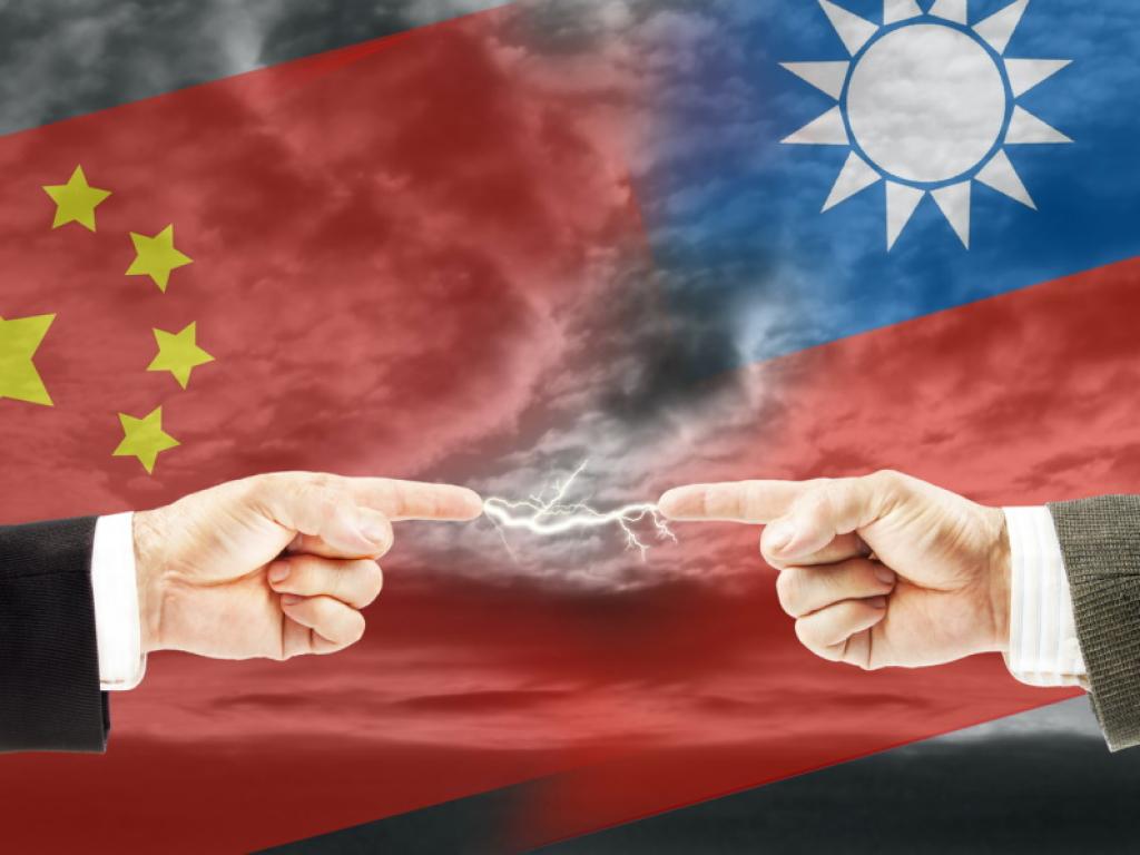 Китай обвини управляващата партия на Тайван, че създава паника, след